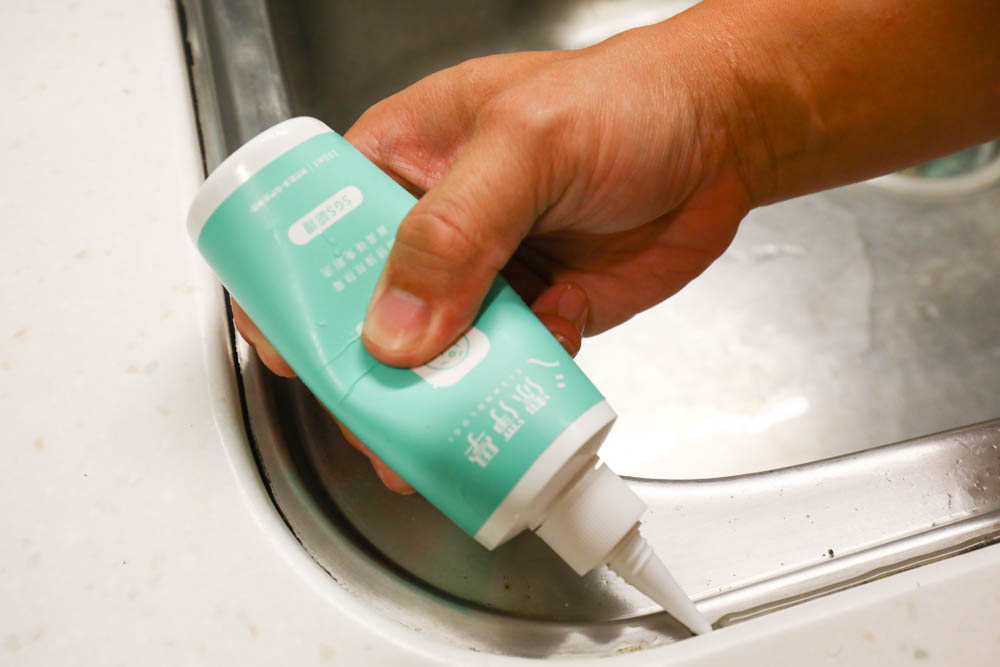 浴室廚房居家清潔|潔淨學矽利康除霉凝膠、玻璃除垢泡沫。矽利康去霉好幫手,水垢髒污清潔溜溜 - 第15張圖 浴室廚房居家清潔|潔淨學矽利康除霉凝膠、玻璃除垢泡沫。矽利康去霉好幫手,水垢髒污清潔溜溜