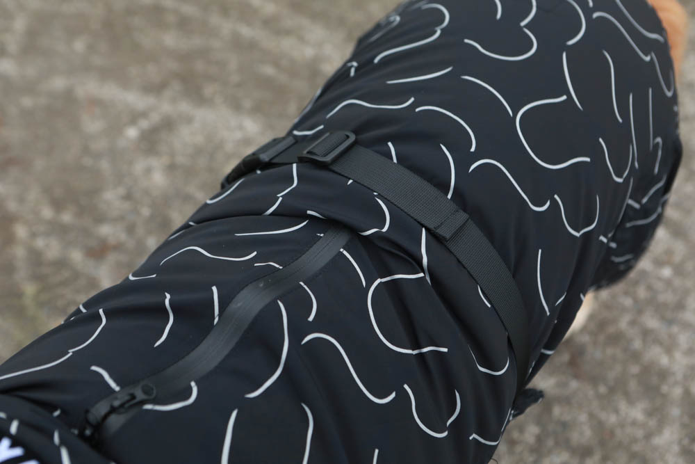 北歐PAIKKA狗狗衣服,重視機能與設計感:專利石墨烯遠紅外線恆溫衣、防水雙層保暖外出服 - 第32張圖 北歐PAIKKA狗狗衣服,重視機能與設計感:專利石墨烯遠紅外線恆溫衣、防水雙層保暖外出服