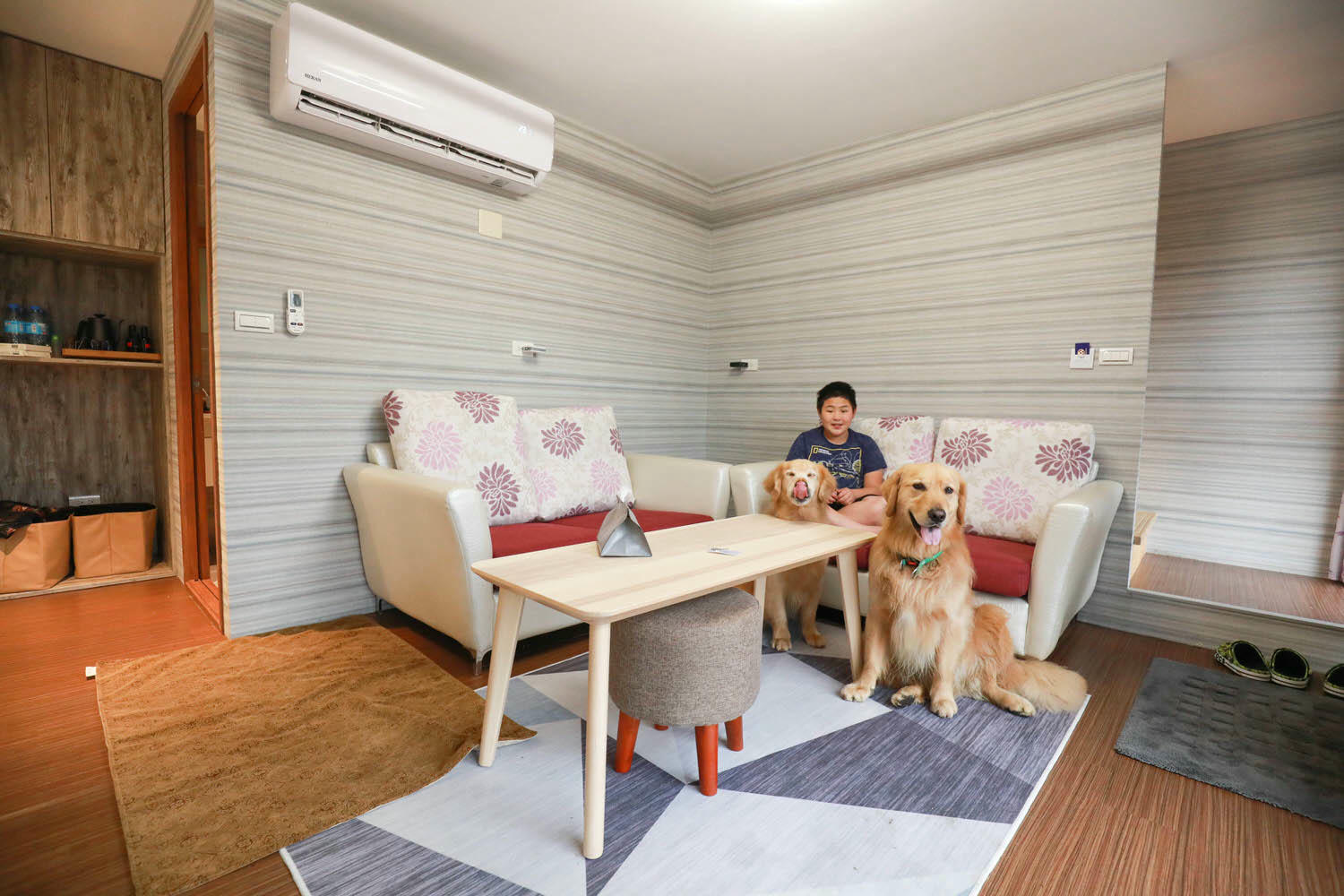 南投清境｜見晴花園渡假山莊。清境寵物友善民宿、星空樓中樓帳篷、懶人豪華露營、露營車、一泊三食