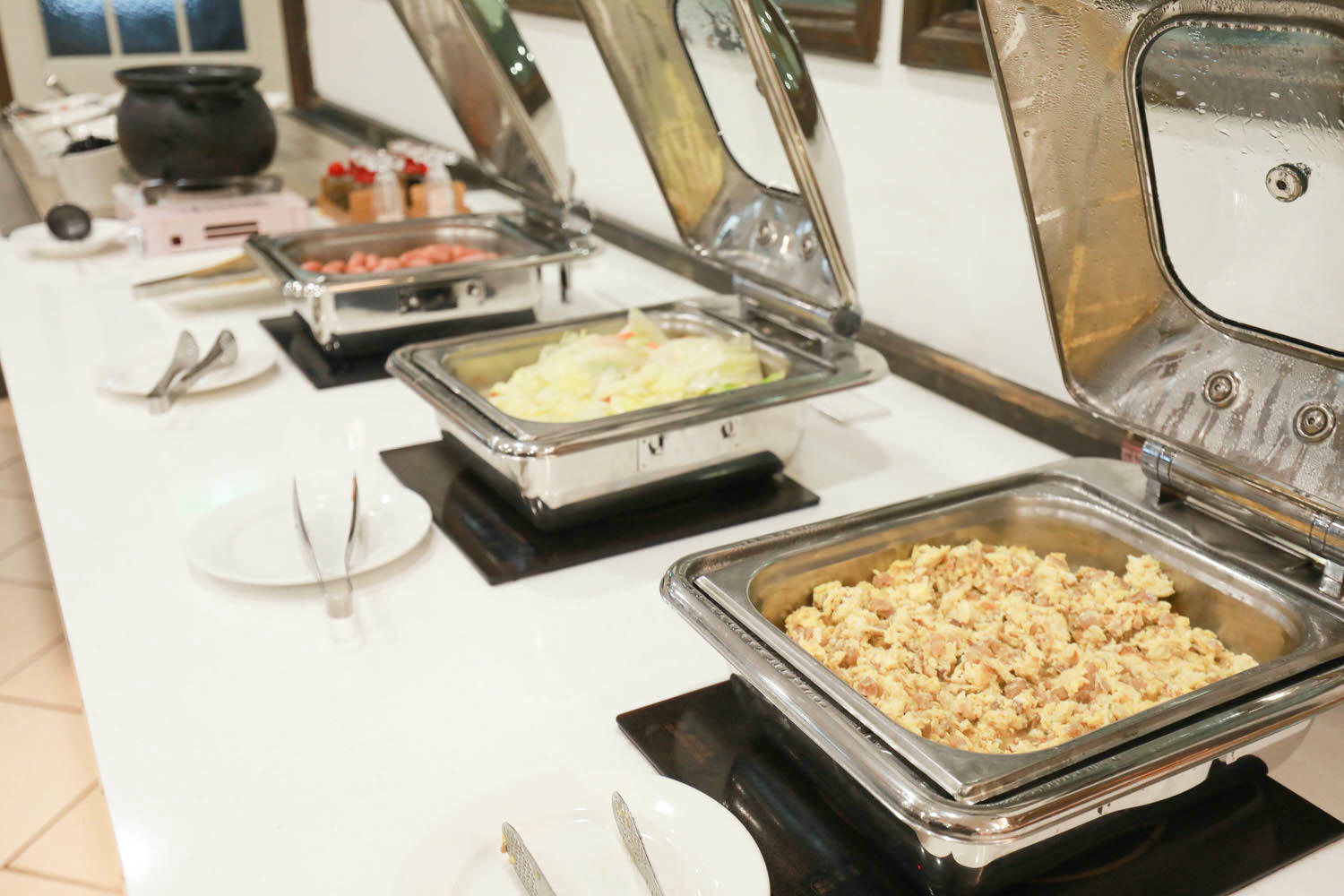 南投清境｜見晴花園渡假山莊。清境寵物友善民宿、星空樓中樓帳篷、懶人豪華露營、露營車、一泊三食