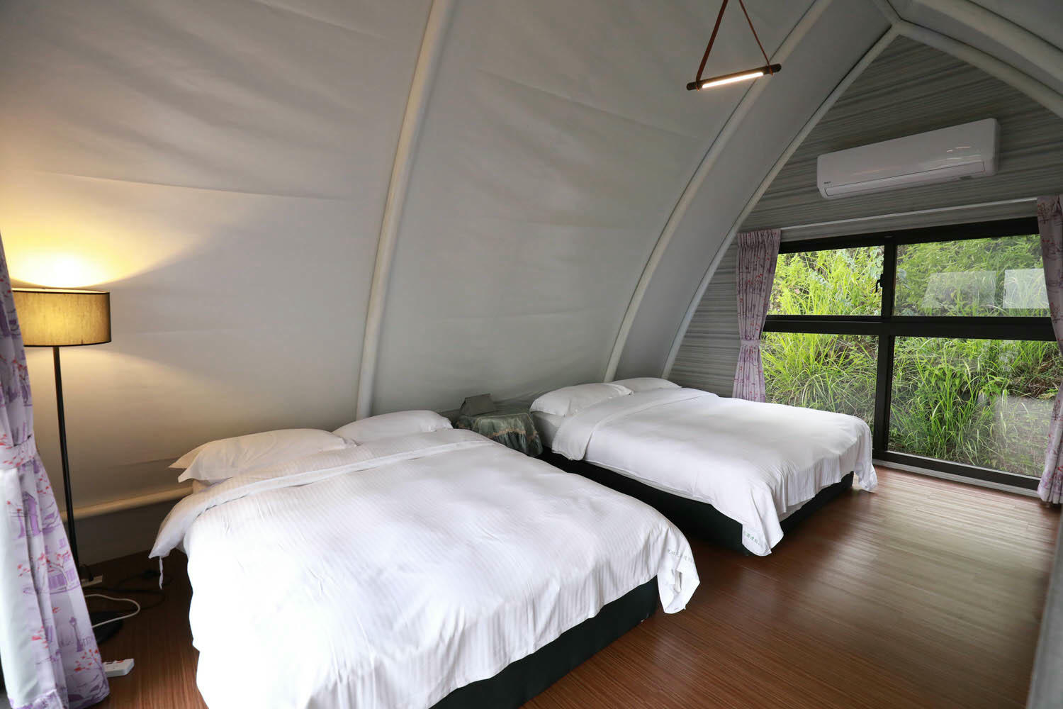 南投清境｜見晴花園渡假山莊。清境寵物友善民宿、星空樓中樓帳篷、懶人豪華露營、露營車、一泊三食