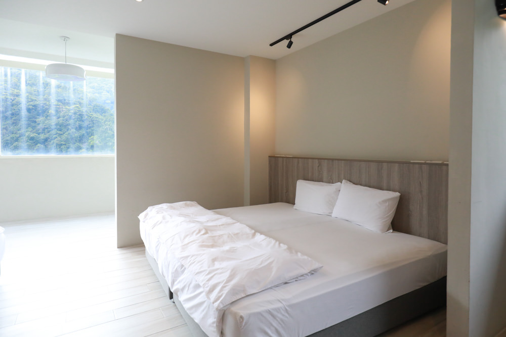 新北烏來溫泉住宿｜烏來足立司拉Sla Ulay溫泉會館、梯田溫泉背包客旅店、寵物友善飯店民宿、房間私人湯屋