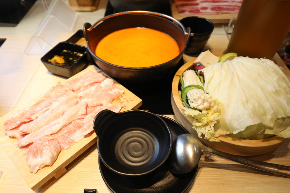 中永和美食|野人SHABU火鍋中和店、野人Shabu 冷藏/熟成高級肉專門中和。寵物友善餐廳 - 第16張圖 中永和美食|野人SHABU火鍋中和店、野人Shabu 冷藏/熟成高級肉專門中和。寵物友善餐廳