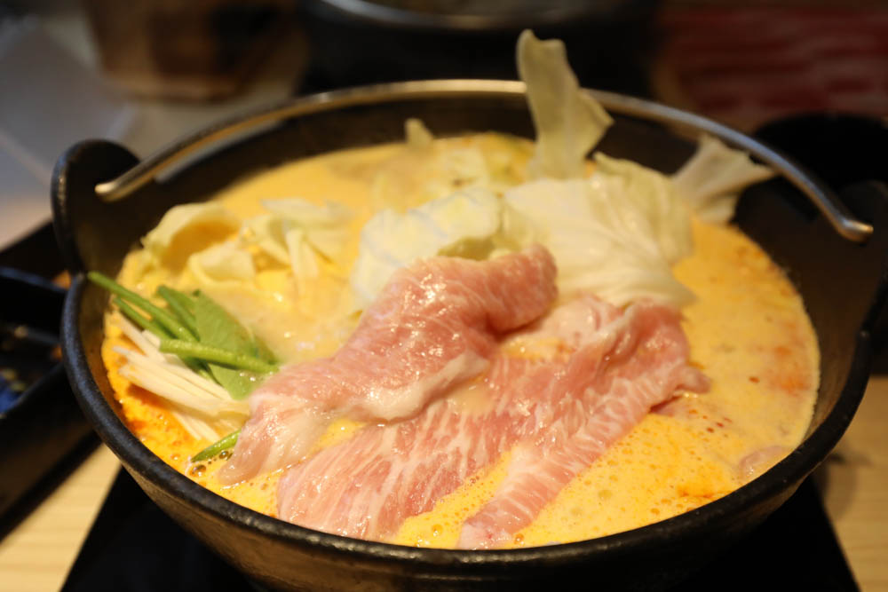 中永和美食|野人SHABU火鍋中和店、野人Shabu 冷藏/熟成高級肉專門中和。寵物友善餐廳 - 第20張圖 中永和美食|野人SHABU火鍋中和店、野人Shabu 冷藏/熟成高級肉專門中和。寵物友善餐廳