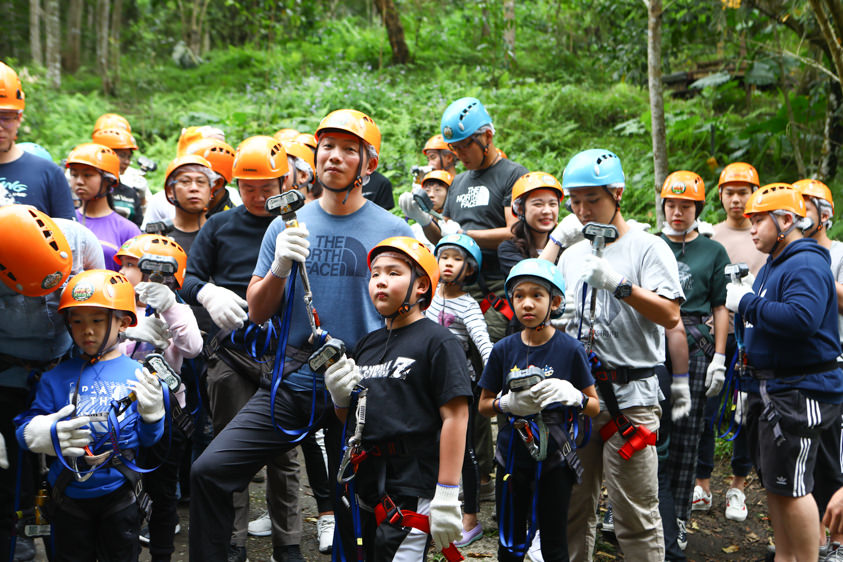 花蓮特色活動|野猴子探險森林。化身泰山攀上樹冠層探險、飛躍叢林、挑戰多條空中滑索吊橋超刺激! - 第9張圖 花蓮特色活動|野猴子探險森林。化身泰山攀上樹冠層探險、飛躍叢林、挑戰多條空中滑索吊橋超刺激!