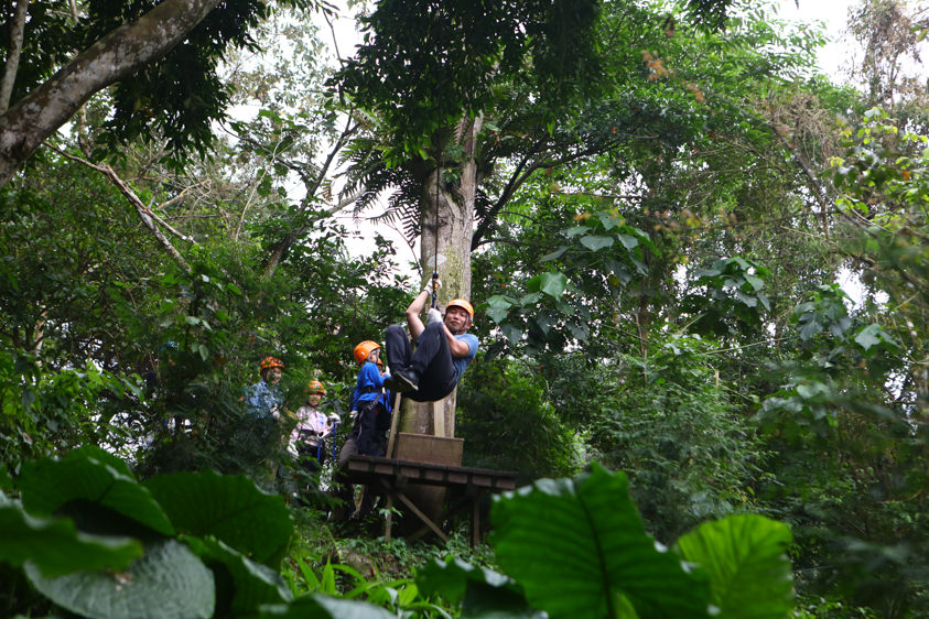 花蓮特色活動|野猴子探險森林。化身泰山攀上樹冠層探險、飛躍叢林、挑戰多條空中滑索吊橋超刺激! - 第22張圖 花蓮特色活動|野猴子探險森林。化身泰山攀上樹冠層探險、飛躍叢林、挑戰多條空中滑索吊橋超刺激!