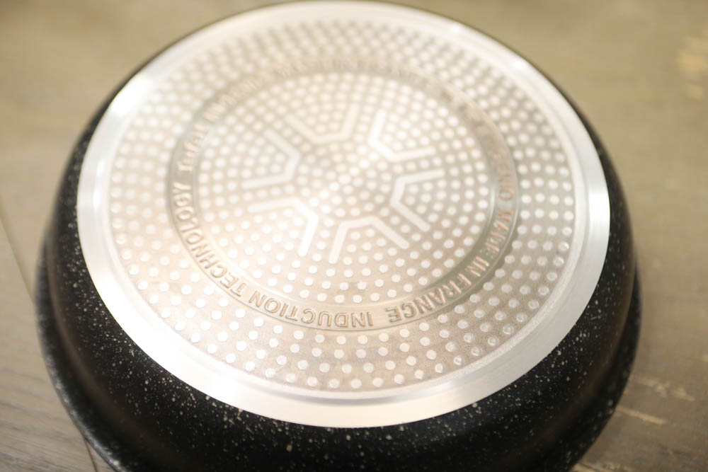 不沾鍋推薦|Tefal法國特福巧變精靈系列不沾鍋六件組頂級礦物。可拆式鍋具、電磁爐IH爐適用、可進烤箱、好收納好清洗、露營攜帶好方便!! - 第7張圖 不沾鍋推薦|Tefal法國特福巧變精靈系列不沾鍋六件組頂級礦物。可拆式鍋具、電磁爐IH爐適用、可進烤箱、好收納好清洗、露營攜帶好方便!!