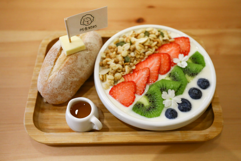 花蓮美食｜阿秀奶奶。特色蒸籠清粥小菜、早午餐咖啡廳、寵物友善餐廳