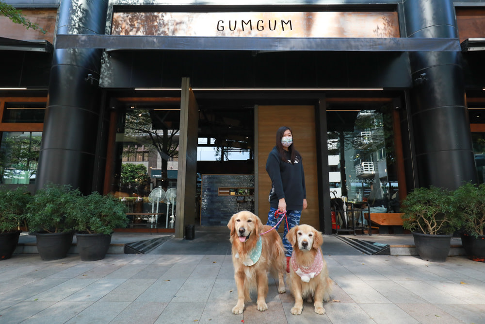 台北內湖美食｜GUMGUM NOT ONLY BEER & WINGS 雞翅啤酒吧。寵物友善餐廳、森林系玻璃屋餐酒館