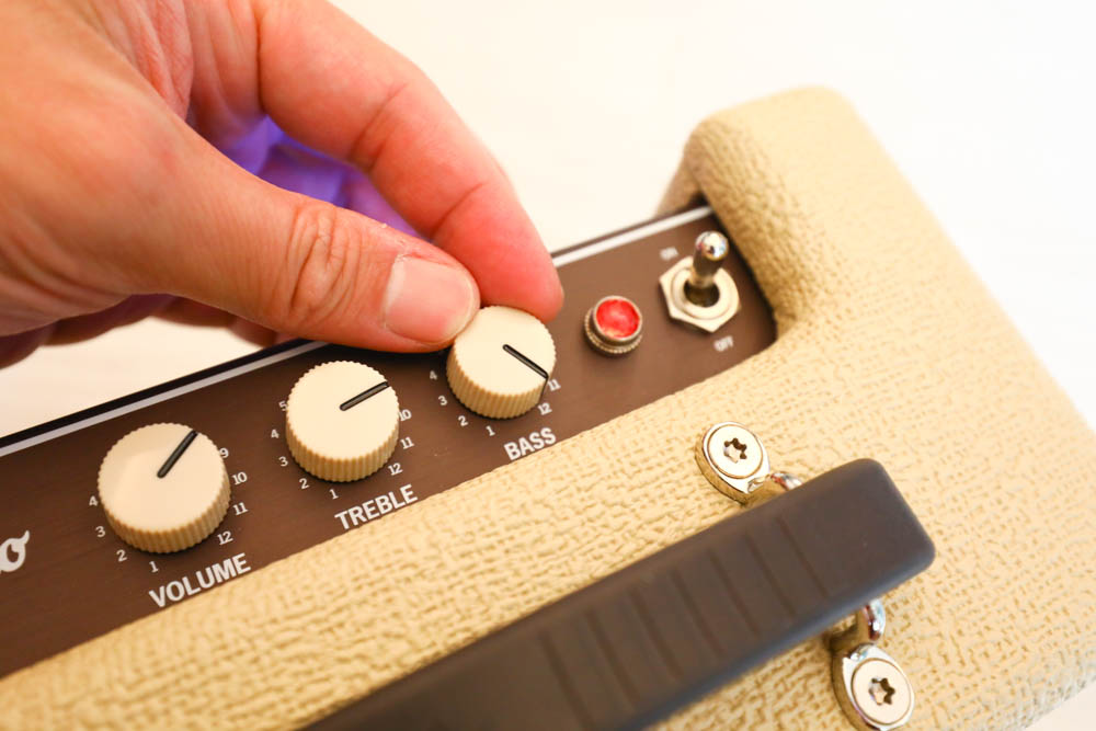 Fender Indio 無線藍牙喇叭 |美式搖滾復刻藍牙音響、實用性兼具經典復古時尚外型、攜帶方便、 - 第13張圖 Fender Indio 無線藍牙喇叭 |美式搖滾復刻藍牙音響、實用性兼具經典復古時尚外型、攜帶方便、