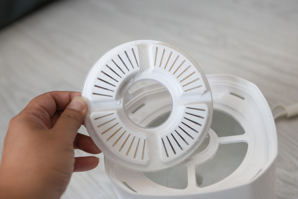 寵小到大PawGether寵物智能飲水器、二合一不鏽鋼餵食碗、魔力愛心按摩梳、寵物多功能隨行杯 - 第11張圖 寵小到大PawGether寵物智能飲水器、二合一不鏽鋼餵食碗、魔力愛心按摩梳、寵物多功能隨行杯