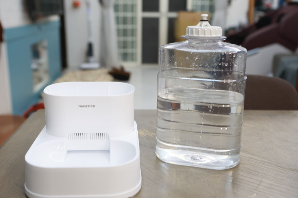 寵小到大PawGether寵物智能飲水器、二合一不鏽鋼餵食碗、魔力愛心按摩梳、寵物多功能隨行杯 - 第31張圖 寵小到大PawGether寵物智能飲水器、二合一不鏽鋼餵食碗、魔力愛心按摩梳、寵物多功能隨行杯
