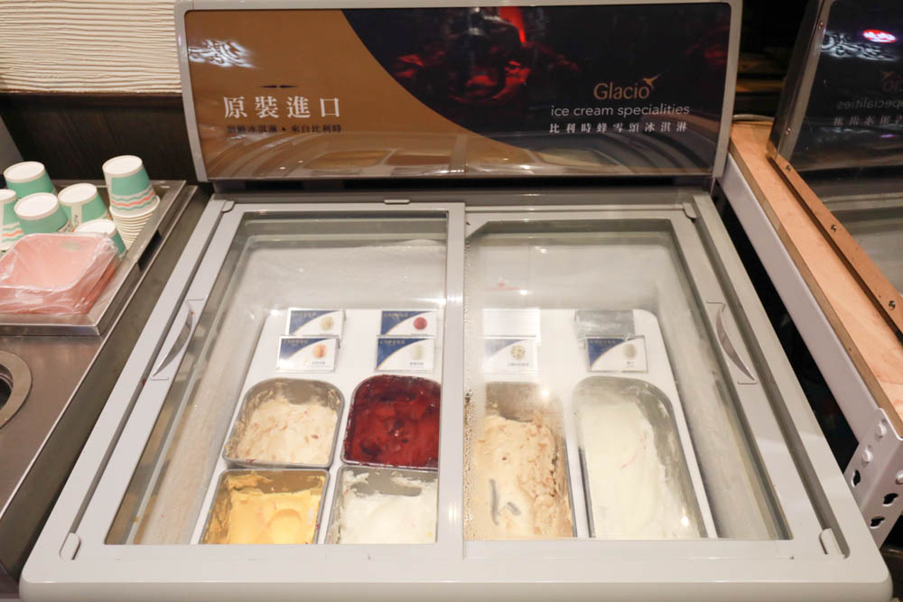 新莊美食|饗醬燒肉日式火烤燒肉吃到飽~新莊民安店。頂級和牛手臂蝦生猛海鮮吃到飽、寵物友善餐廳、生啤酒無限暢飲 - 第11張圖 新莊美食|饗醬燒肉日式火烤燒肉吃到飽~新莊民安店。頂級和牛手臂蝦生猛海鮮吃到飽、寵物友善餐廳、生啤酒無限暢飲