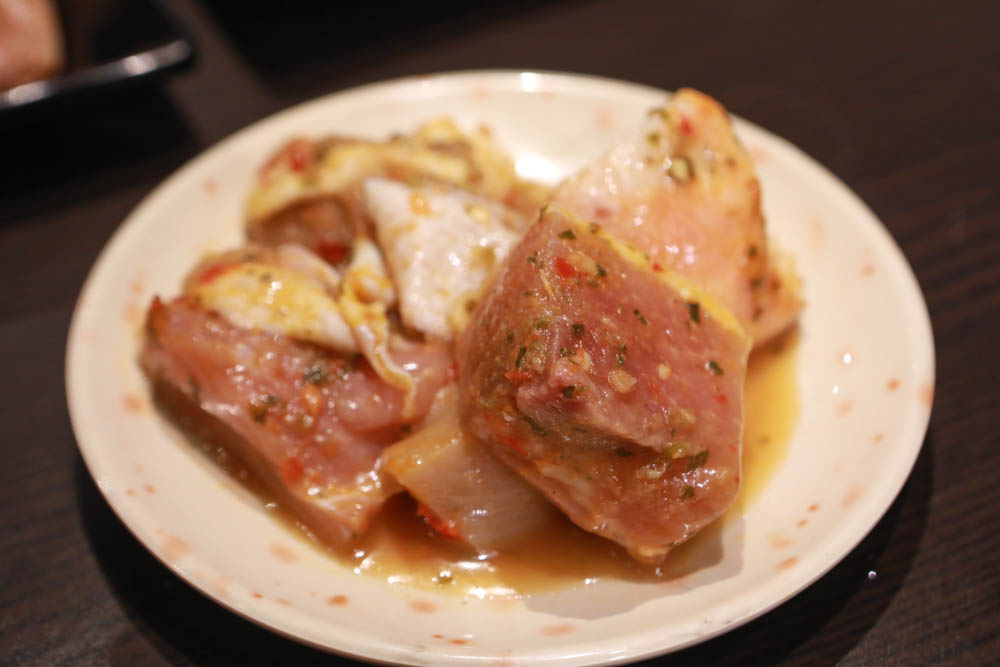 新莊美食|饗醬燒肉日式火烤燒肉吃到飽~新莊民安店。頂級和牛手臂蝦生猛海鮮吃到飽、寵物友善餐廳、生啤酒無限暢飲 - 第24張圖 新莊美食|饗醬燒肉日式火烤燒肉吃到飽~新莊民安店。頂級和牛手臂蝦生猛海鮮吃到飽、寵物友善餐廳、生啤酒無限暢飲