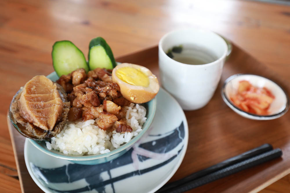 新北貢寮美食|馬崗哨所。東北角寵物友善餐廳、海巡哨所化身景觀咖啡廳、無敵海景、假日限定鮑魚魯肉飯 - 第16張圖 新北貢寮美食|馬崗哨所。東北角寵物友善餐廳、海巡哨所化身景觀咖啡廳、無敵海景、假日限定鮑魚魯肉飯