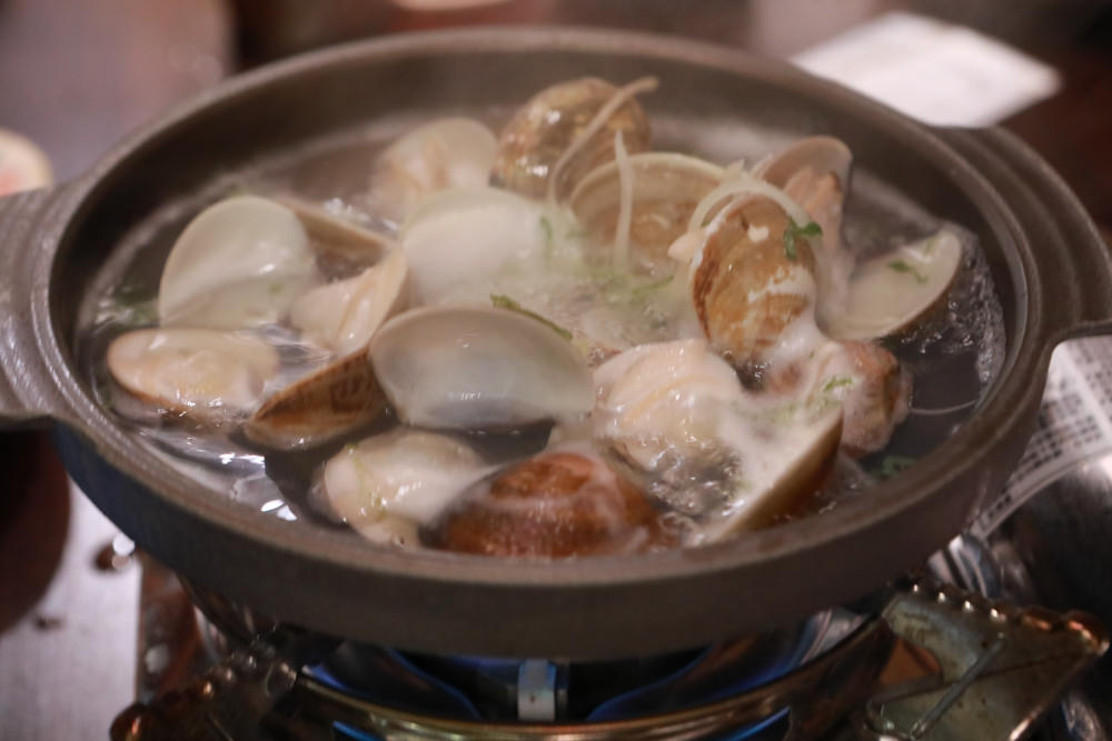 宜蘭礁溪美食｜鳥大人大眾酒場。寵物友善、親子用餐、小酌聚餐、日式串燒、居酒屋、礁溪泡湯必吃美食