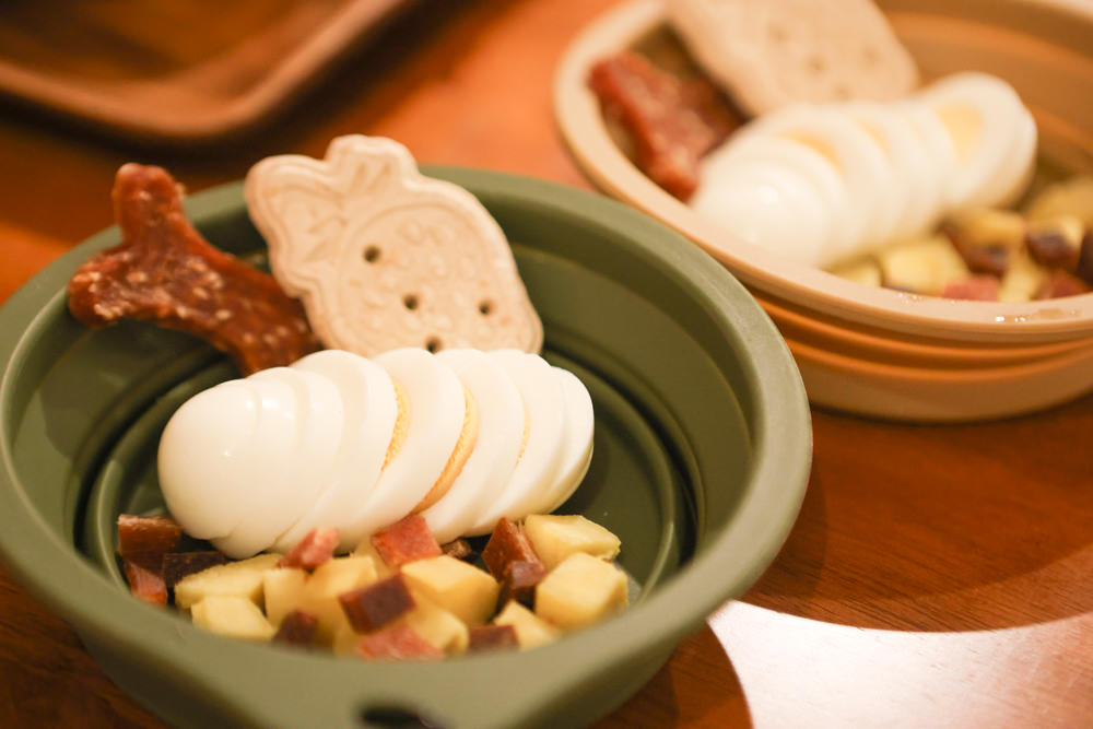 台北大稻埕咖啡廳｜鼠皮咖啡soopi cafe。迪化街附近的寵物友善餐廳、免費招待毛孩一份狗狗餐點👍