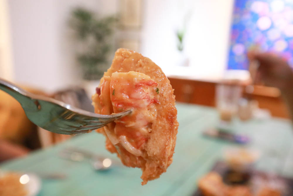 花蓮壽豐美食｜龍蝦堡製造所。寵物友善餐廳、現撈生猛龍蝦、龍蝦堡、龍蝦麵、無敵海景！！