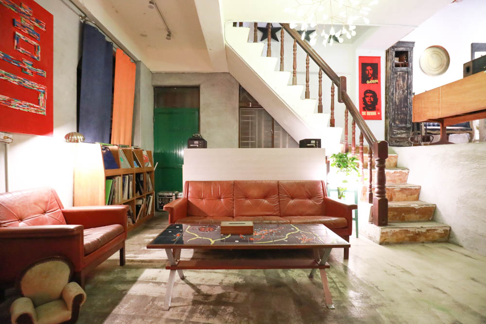 花蓮壽豐美食｜龍蝦堡製造所。寵物友善餐廳、現撈生猛龍蝦、龍蝦堡、龍蝦麵、無敵海景！！