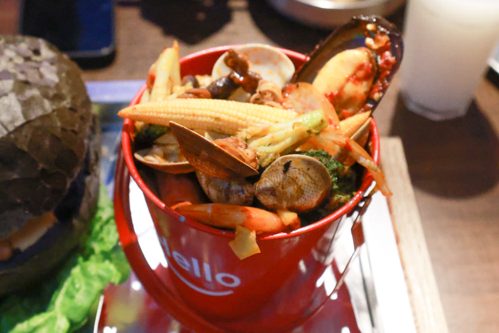 宜蘭美食｜古亭穀倉韓雞一號倉尺洞。韓式經典長鐵板料理、寵物友善燒餐廳、宜蘭壯圍美食