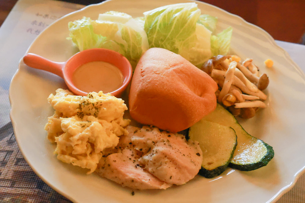 南投清境｜日初雲來城堡莊園。清境頂級寵物友善民宿、靜謐莊園浪漫賞櫻、都鐸式歐風特色建築