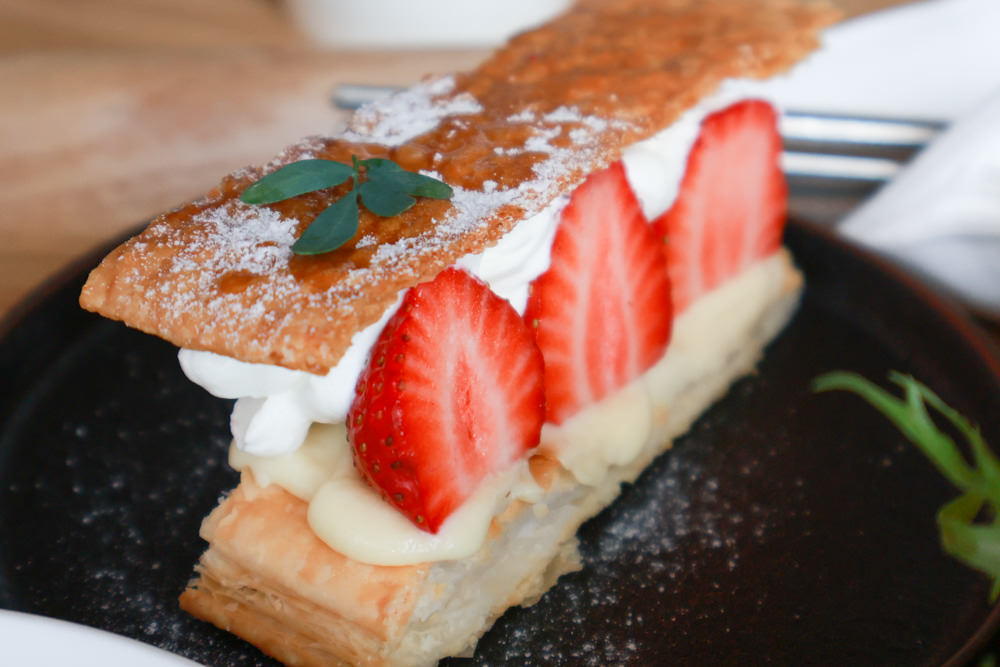 南投清境美食|Mountain Bica Cafe 彼卡山咖啡廳。寵物友善餐廳、清境最美玻璃屋咖啡廳 - 第31張圖 南投清境美食|Mountain Bica Cafe 彼卡山咖啡廳。寵物友善餐廳、清境最美玻璃屋咖啡廳