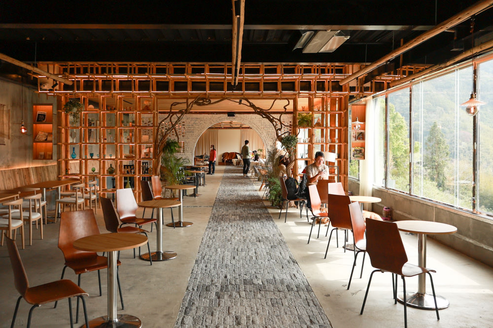 南投清境美食|Mountain Bica Cafe 彼卡山咖啡廳。寵物友善餐廳、清境最美玻璃屋咖啡廳 - 第19張圖 南投清境美食|Mountain Bica Cafe 彼卡山咖啡廳。寵物友善餐廳、清境最美玻璃屋咖啡廳