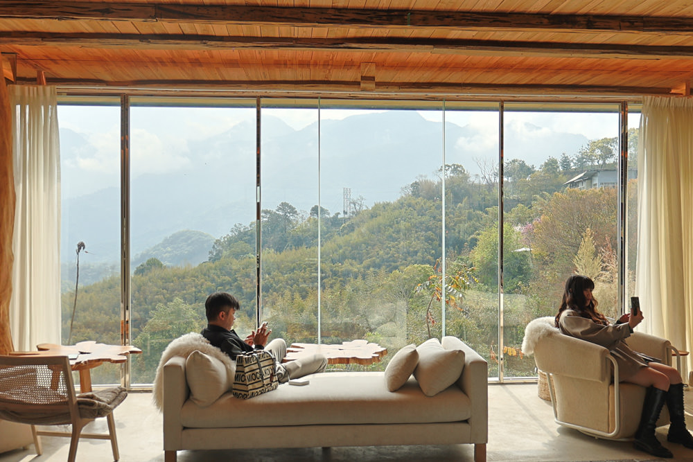 南投清境美食|Mountain Bica Cafe 彼卡山咖啡廳。寵物友善餐廳、清境最美玻璃屋咖啡廳 - 第22張圖 南投清境美食|Mountain Bica Cafe 彼卡山咖啡廳。寵物友善餐廳、清境最美玻璃屋咖啡廳