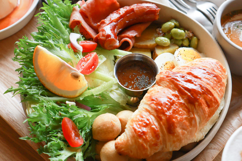 南投清境美食|Mountain Bica Cafe 彼卡山咖啡廳。寵物友善餐廳、清境最美玻璃屋咖啡廳 - 第28張圖 南投清境美食|Mountain Bica Cafe 彼卡山咖啡廳。寵物友善餐廳、清境最美玻璃屋咖啡廳