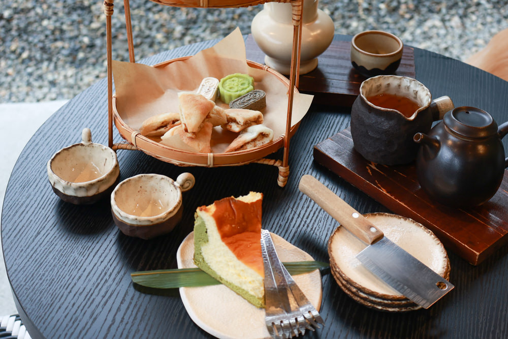 南投日月潭｜日月潭湖的怪物。日式咖啡屋、湖怪紅龜粿點心架、日式榻榻米咖啡廳、日月潭特色咖啡廳