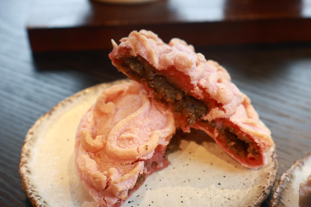 南投日月潭｜日月潭湖的怪物。日式咖啡屋、湖怪紅龜粿點心架、日式榻榻米咖啡廳、日月潭特色咖啡廳