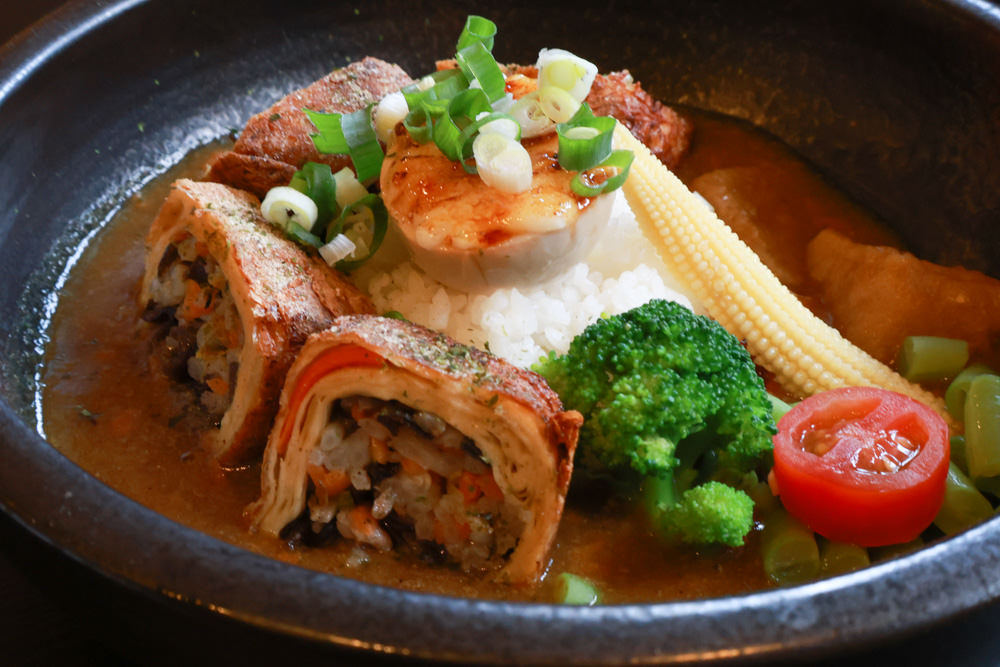 苗栗頭份美食餐廳｜冉冉日嚐。寵物友善餐廳、日式文青風餐廳、家常料理定食、咖哩飯、手工水餃