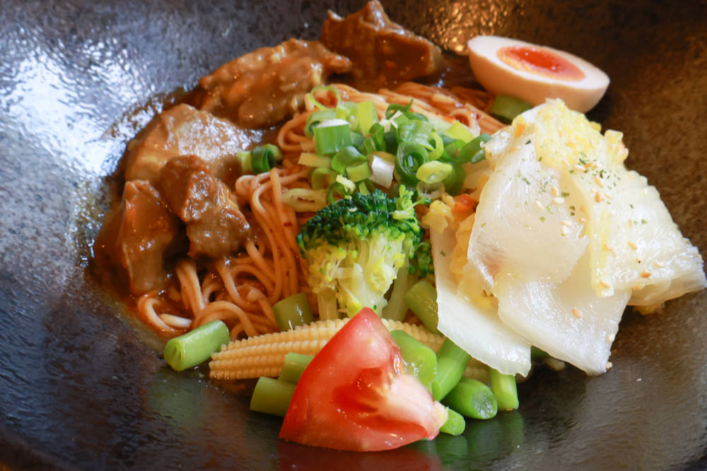 苗栗頭份美食餐廳｜冉冉日嚐。寵物友善餐廳、日式文青風餐廳、家常料理定食、咖哩飯、手工水餃