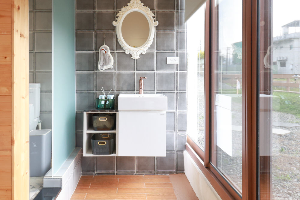 苗栗銅鑼99之6莊園包棟民宿｜充滿異國風情的寵物友善民宿、大草皮、樹屋、BBQ涼亭烤肉區