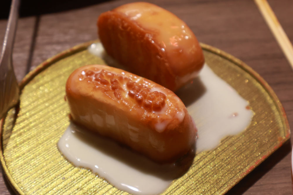 宜蘭美食｜麻辣囍室。宜蘭火鍋吃到飽、宮廷風和牛麻辣鴛鴦鍋、寵物友善餐廳、免費招待毛孩肉肉餐點