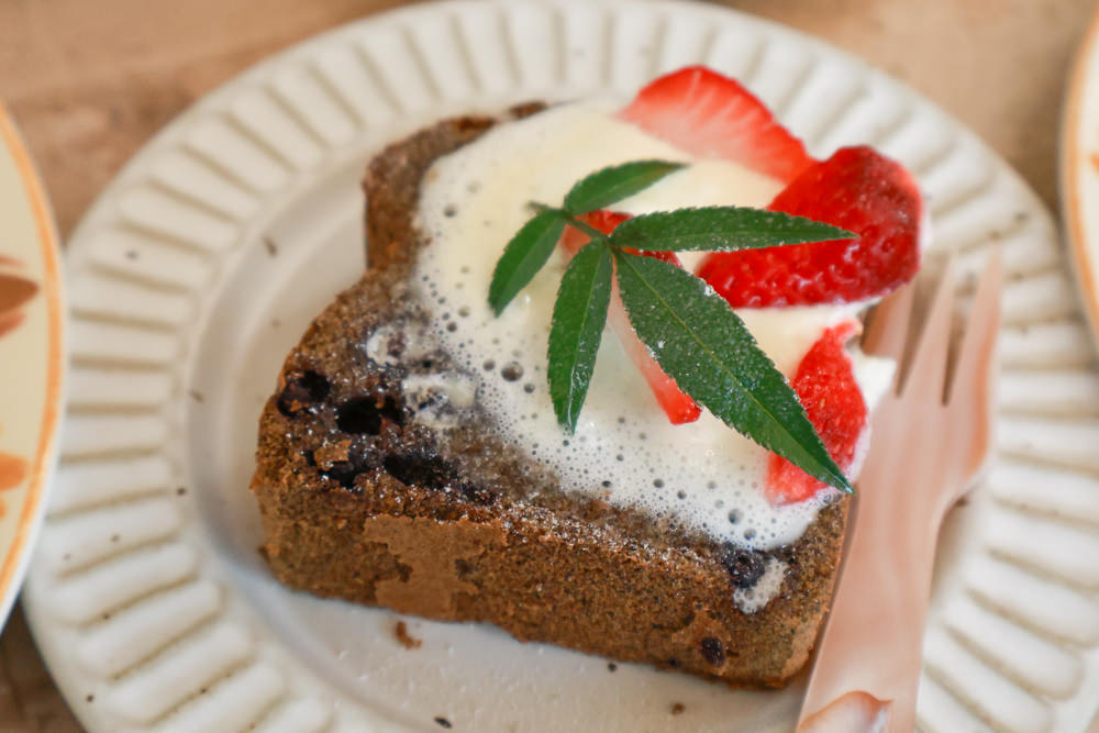 坪林美食|心茶合一TeaFlow坪林店。寵物友善、在茶園中享受早午餐、森林系咖啡廳、坪林景觀餐廳 - 第15張圖 坪林美食|心茶合一TeaFlow坪林店。寵物友善、在茶園中享受早午餐、森林系咖啡廳、坪林景觀餐廳