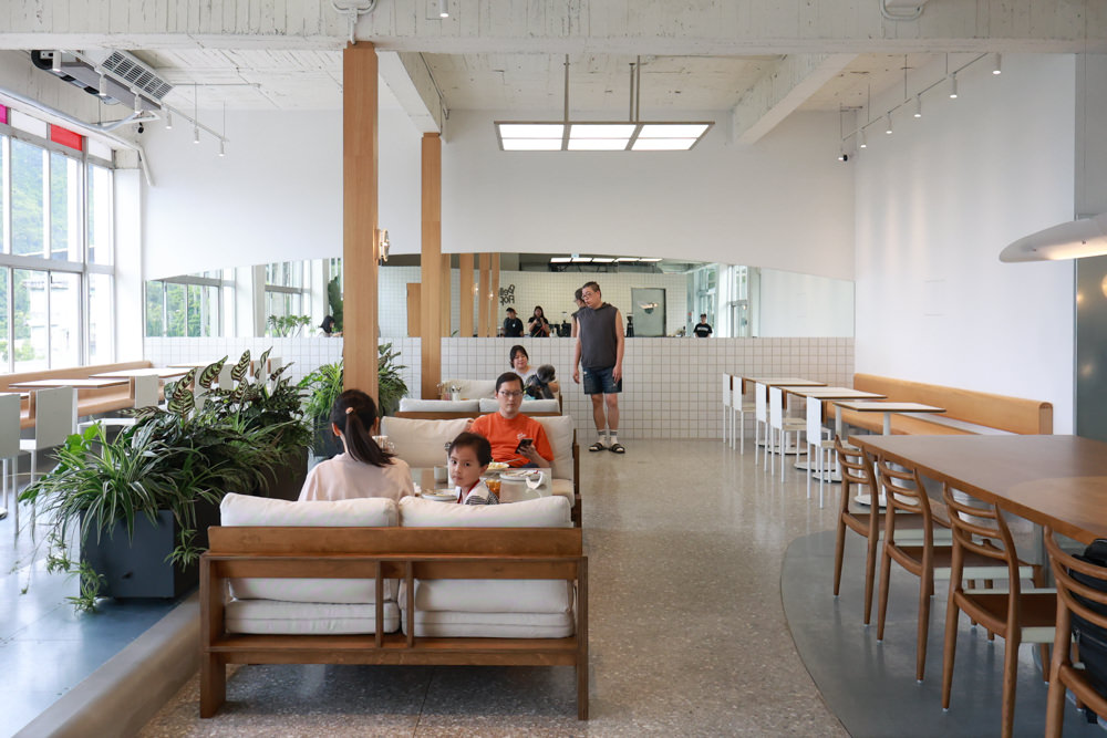 新店美食|Bellyflopp Cafe。新店花園新城景觀咖啡廳、寵物友善餐廳、早午餐、老屋咖啡廳 - 第10張圖 新店美食|Bellyflopp Cafe。新店花園新城景觀咖啡廳、寵物友善餐廳、早午餐、老屋咖啡廳