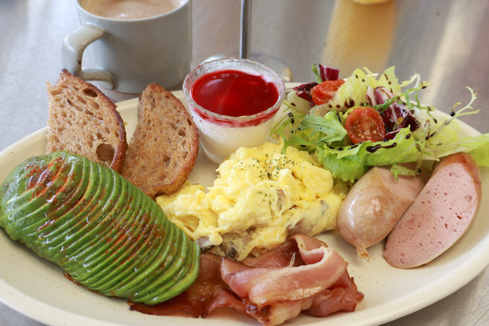 新店美食|Bellyflopp Cafe。新店花園新城景觀咖啡廳、寵物友善餐廳、早午餐、老屋咖啡廳 - 第17張圖 新店美食|Bellyflopp Cafe。新店花園新城景觀咖啡廳、寵物友善餐廳、早午餐、老屋咖啡廳