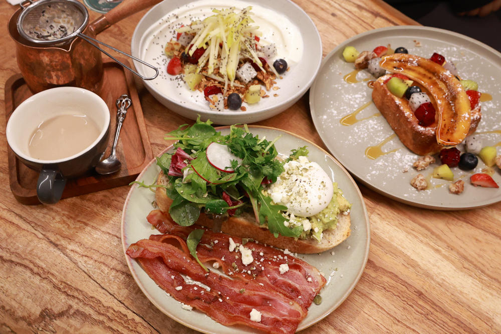 新店美食｜YARRA Cafe 澳式早午餐。寵物友善餐廳、新店咖啡廳、捷運小碧潭站、可以預訂寵物餐