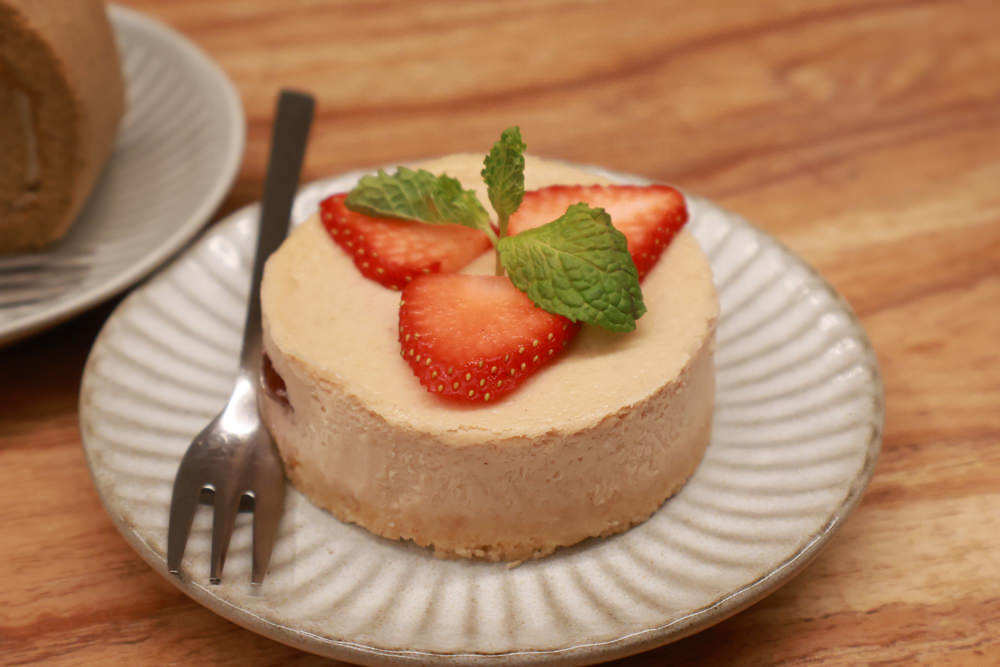 新店美食｜YARRA Cafe 澳式早午餐。寵物友善餐廳、新店咖啡廳、捷運小碧潭站、可以預訂寵物餐