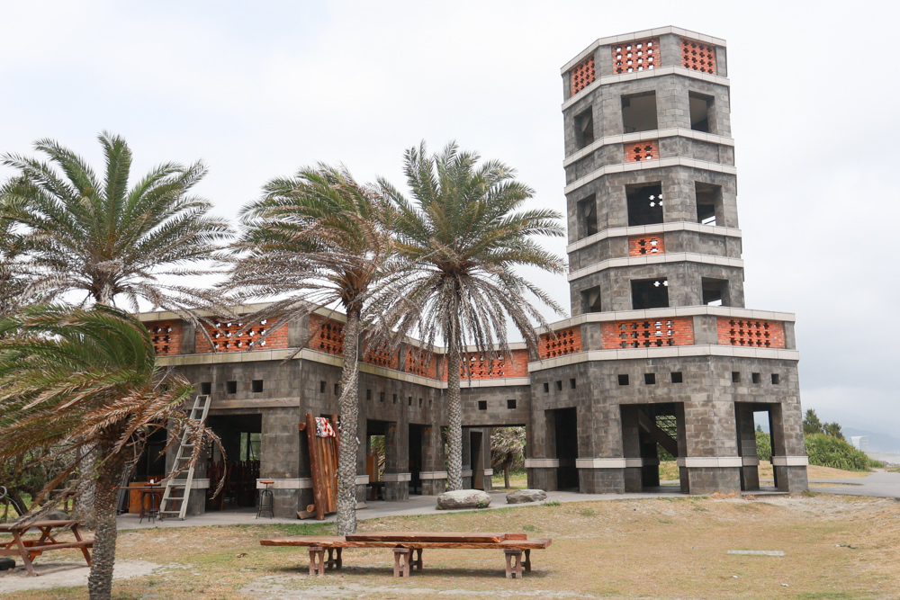 宜蘭頭城|有海真好咖啡。頭城濱海森林公園、頭城寵物友善餐廳、八角瞭望台旁無敵海景咖啡廳 - 第7張圖 宜蘭頭城|有海真好咖啡。頭城濱海森林公園、頭城寵物友善餐廳、八角瞭望台旁無敵海景咖啡廳