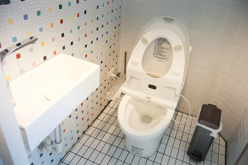 花蓮｜林小狗旅店Paw-some hostel。寵物友善民宿、鄰近東大門夜市、北濱公園、花蓮市區臨海民宿