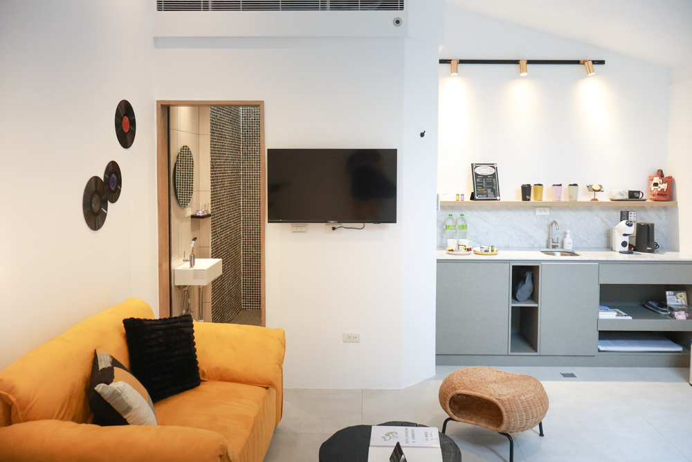 花蓮｜林小狗旅店Paw-some hostel。寵物友善民宿、鄰近東大門夜市、北濱公園、花蓮市區臨海民宿