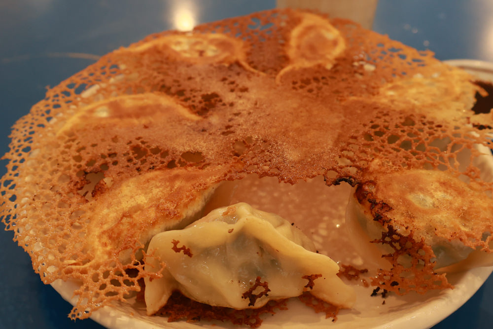 好運站Haooyun Station｜萬華美食、台北寵物友善餐廳、韓系咖啡廳早午餐、冰花煎餃、豬腳飯