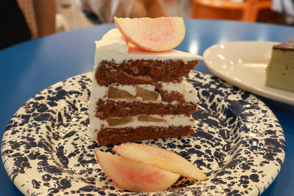 好運站Haooyun Station｜萬華美食、台北寵物友善餐廳、韓系咖啡廳早午餐、冰花煎餃、豬腳飯