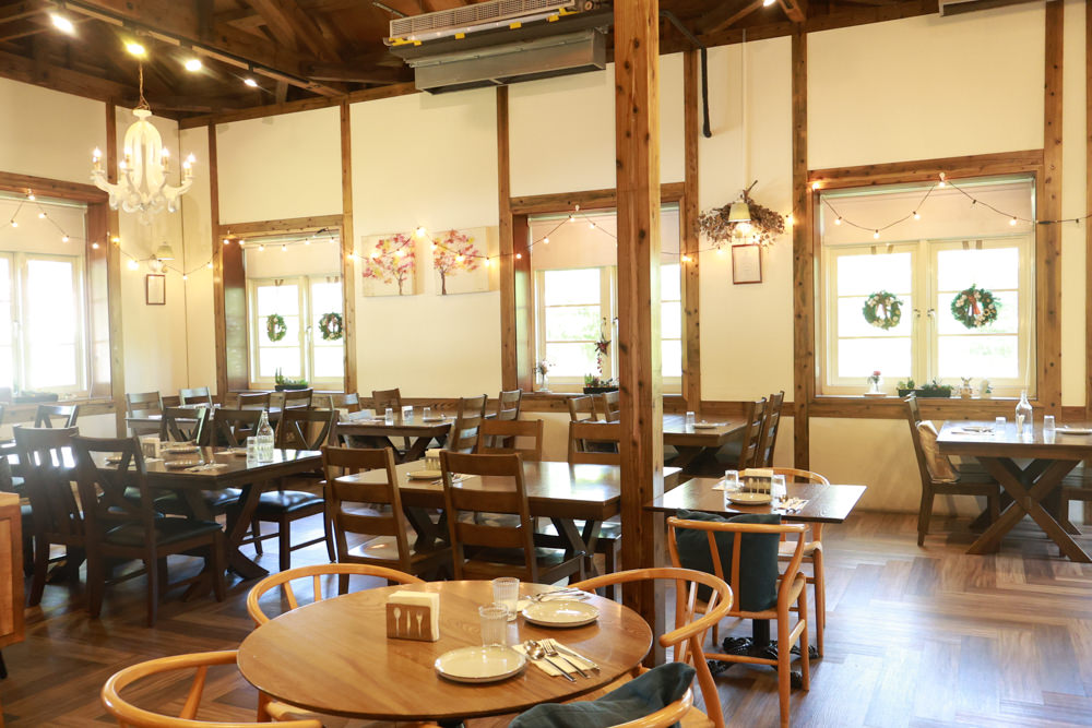 朱里昂法式廚房陽明山店｜台北美食、台北寵物友善餐廳、陽明山草山小鎮、陽明山美軍俱樂部