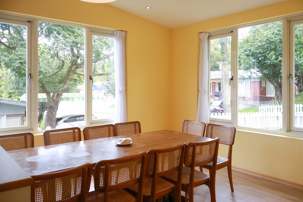 台北住宿｜陽明山美國度假村American Village。寵物友善民宿、整修翻新懷舊風情的美軍宿舍、美式洋房