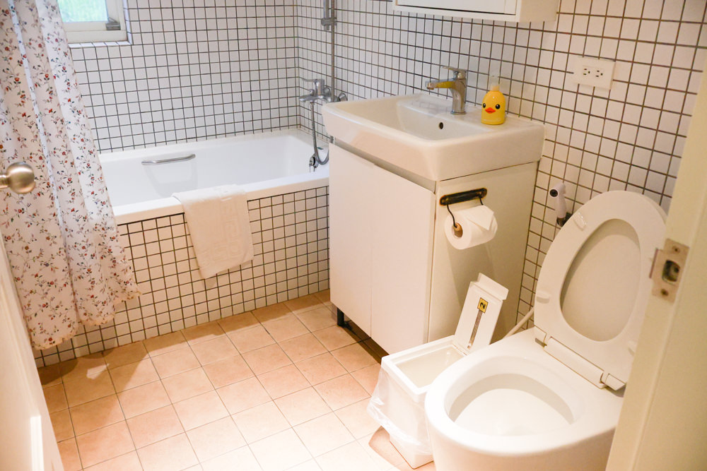 台北住宿｜陽明山美國度假村American Village。寵物友善民宿、整修翻新懷舊風情的美軍宿舍、美式洋房