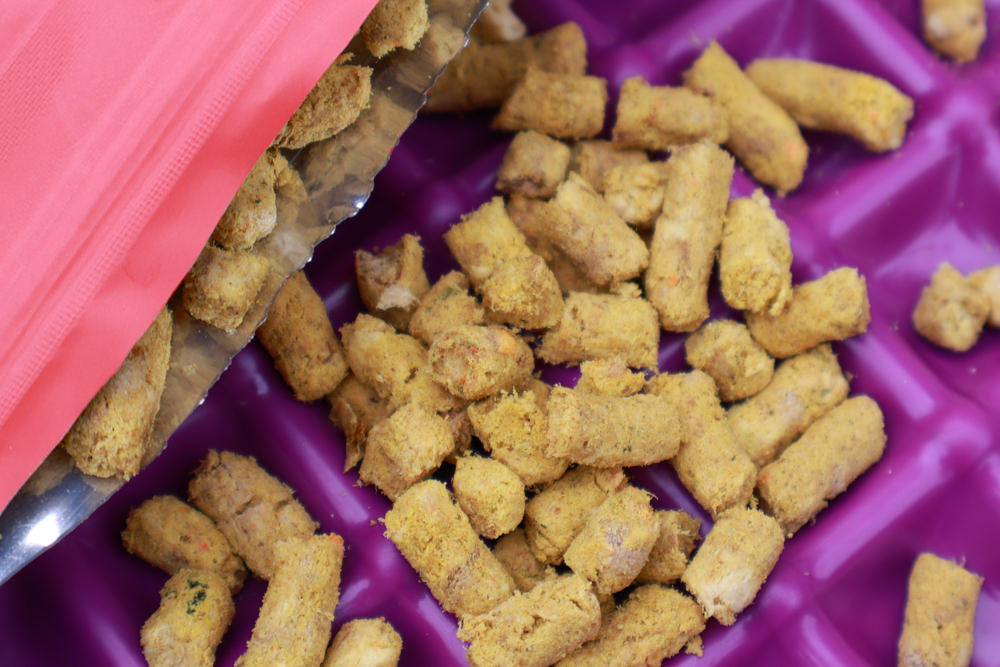 Frontier悅緻原凍低敏原肉狗凍乾｜澳洲評價最高的寵物生食凍乾、100％放養鮮肉蛋白質、澳洲製造乾燥生食