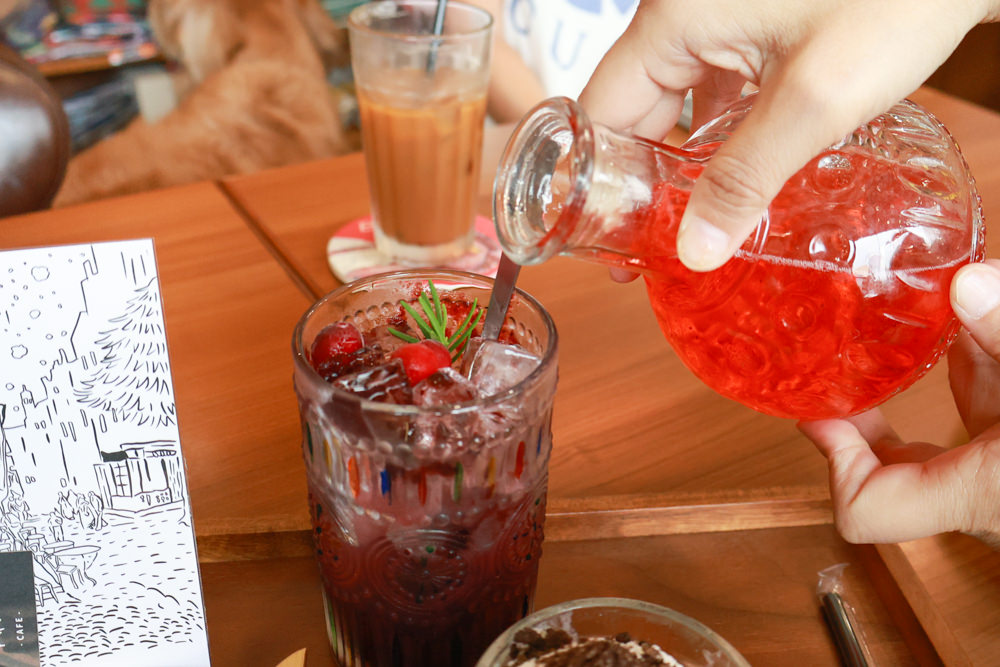 南投草屯美食|BUBU ART CAFE橘子布藝術咖啡。寵物友善餐廳、世界名畫油畫吐司、寵物友善咖啡廳 - 第19張圖 南投草屯美食|BUBU ART CAFE橘子布藝術咖啡。寵物友善餐廳、世界名畫油畫吐司、寵物友善咖啡廳